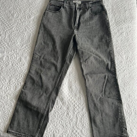 Abercrombie & Fitch Curve Love Ultra High Rise Ankle Straight Jean Grey - Picture 5 of 5